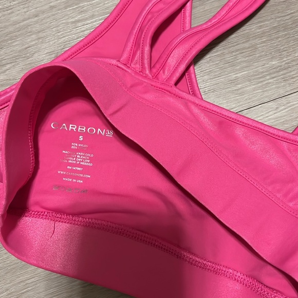 Carbon38 set. pants sized small, bra size:small. Used one time. - Picture 3 of 5